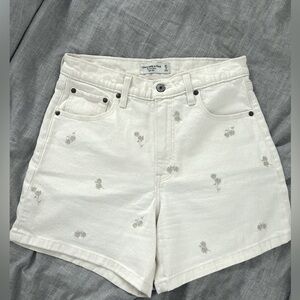 Abercrombie & Fitch jean shorts